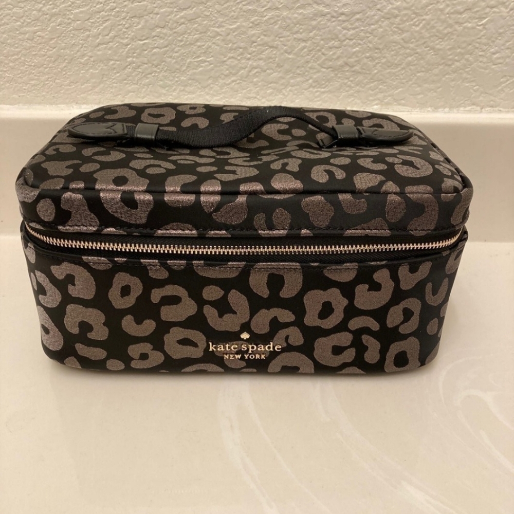 Kate Spade Chelsea Leopard Travel Cosmetic Case